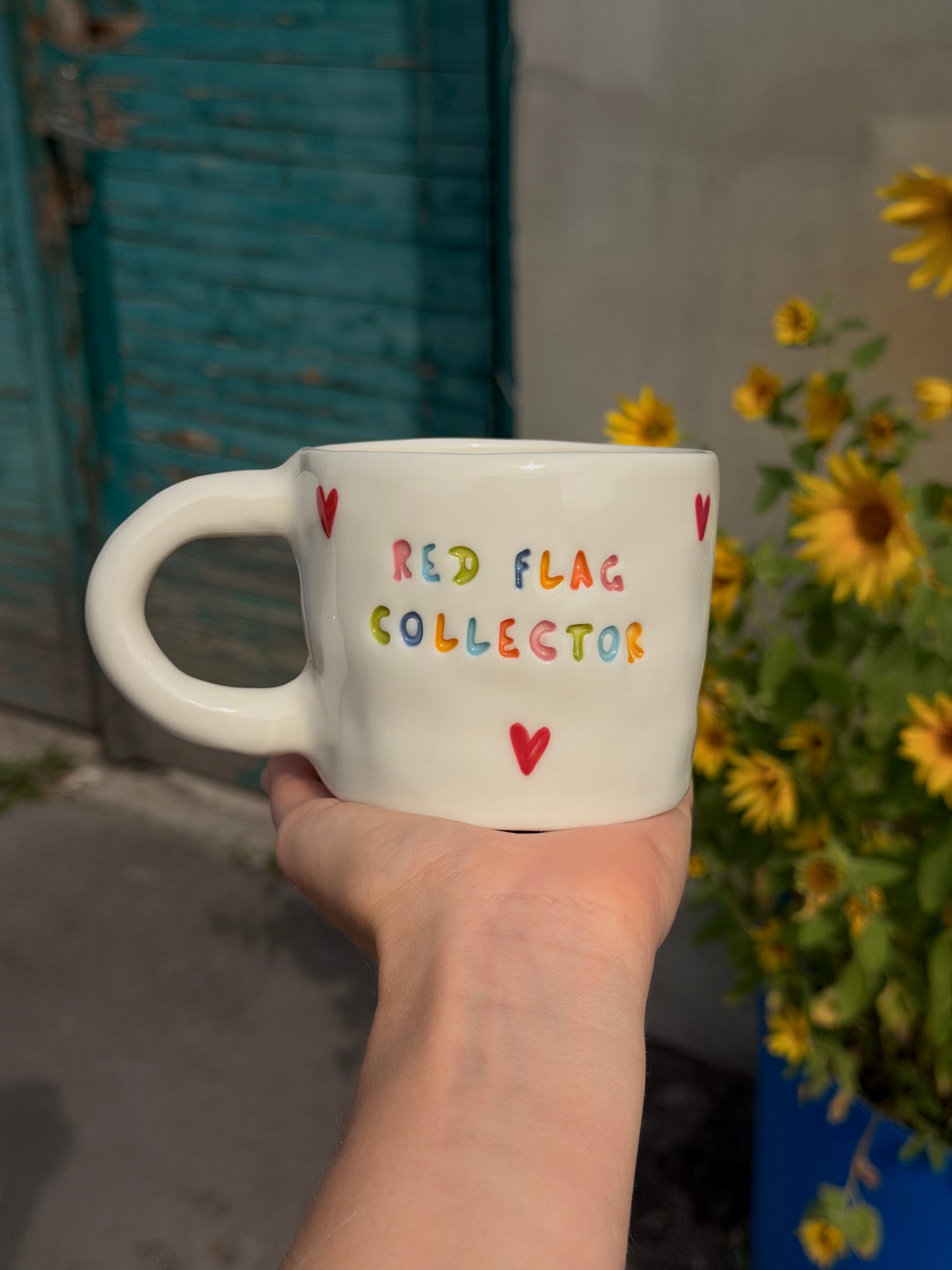 Kubek L "red flag collector"