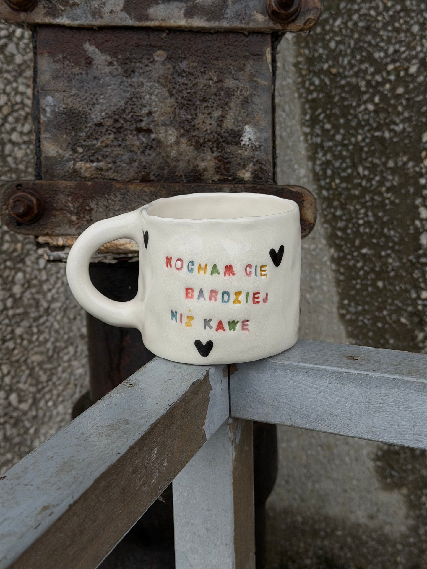 Kubek L "kocham cię bardziej niż kawę"
