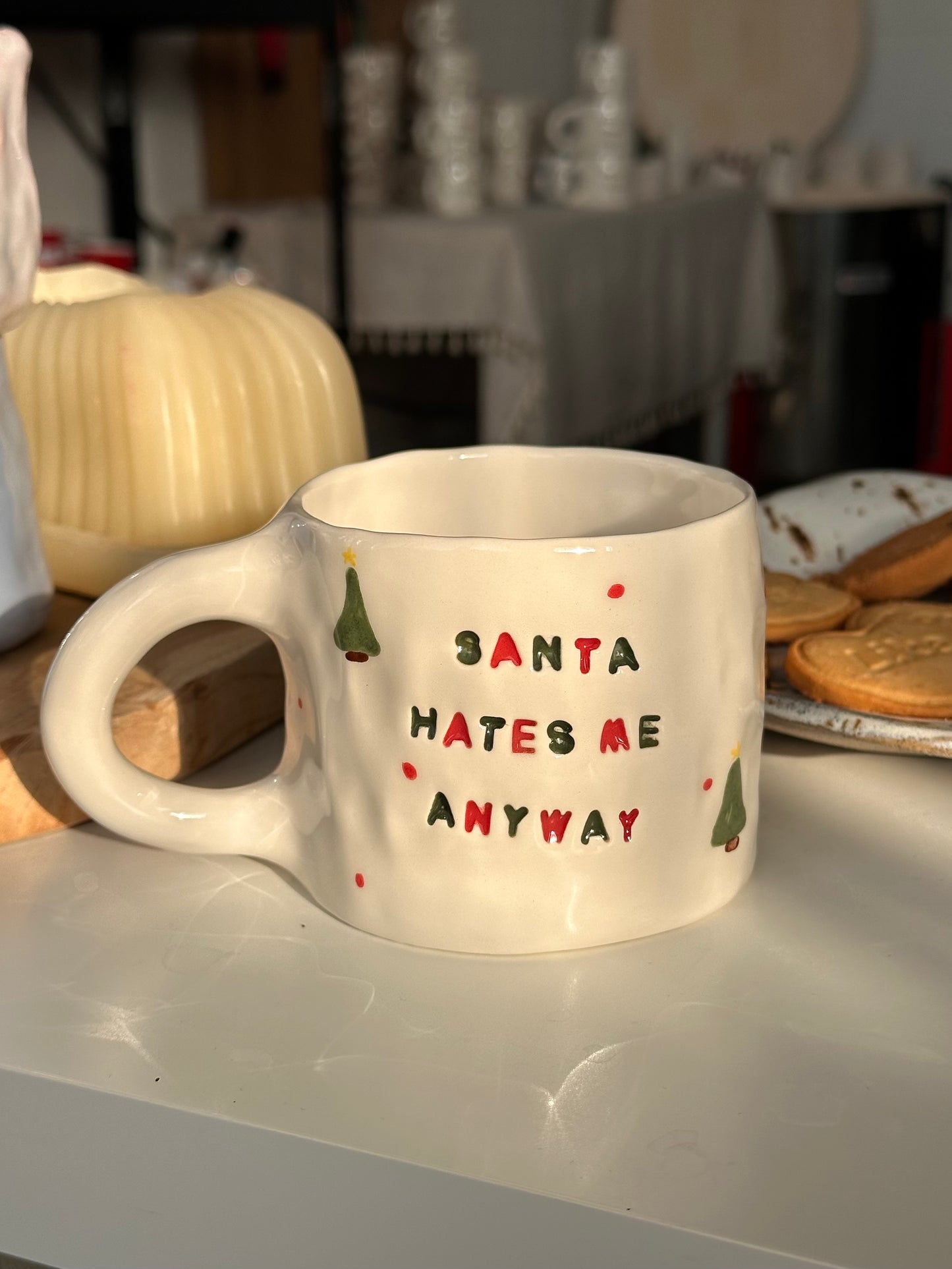 Kubek "santa hates me anyway"