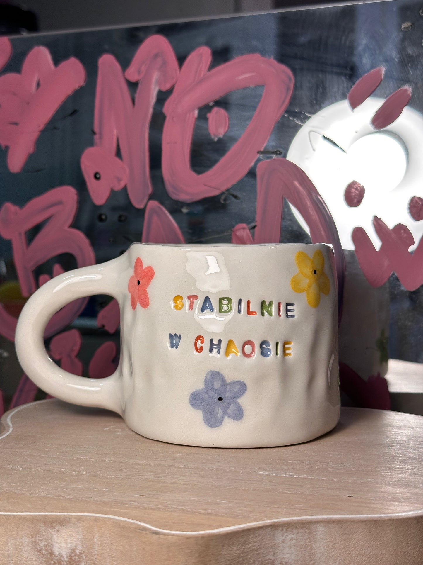 Kubek L "stabilnie w chaosie"