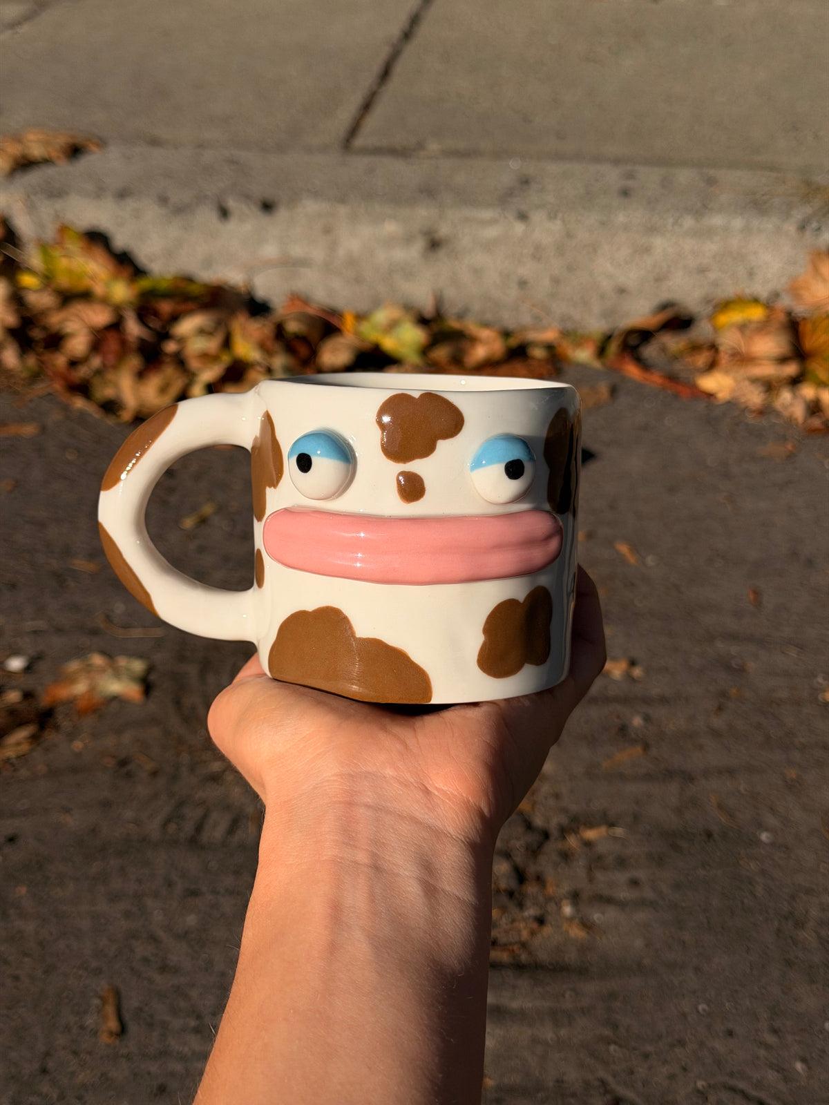 Kubek M "buźka"