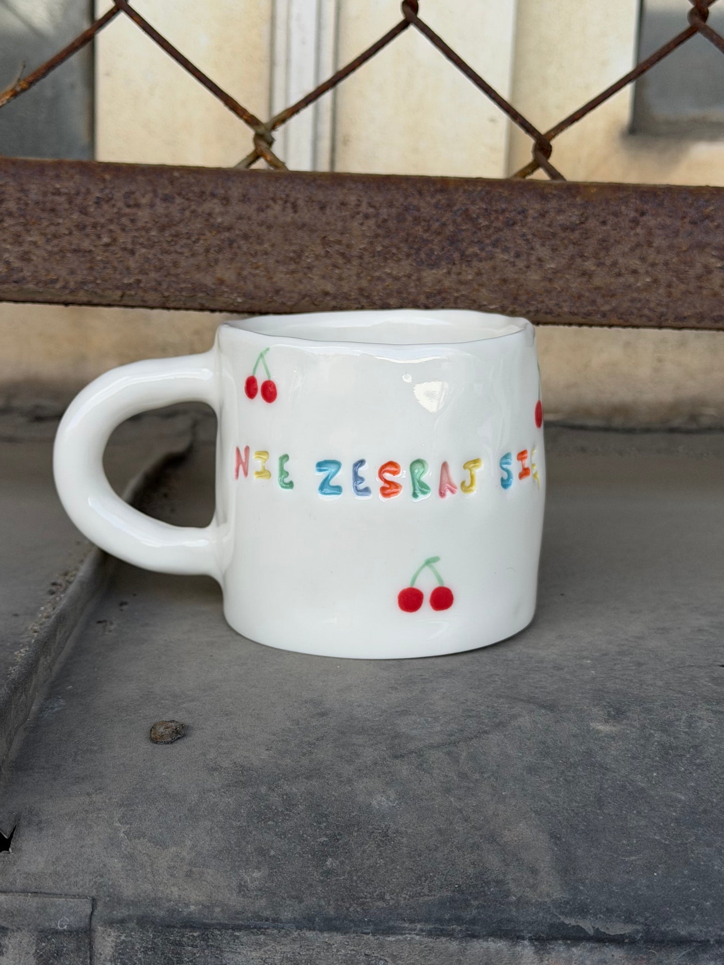 Kubek M "nie zesraj się"