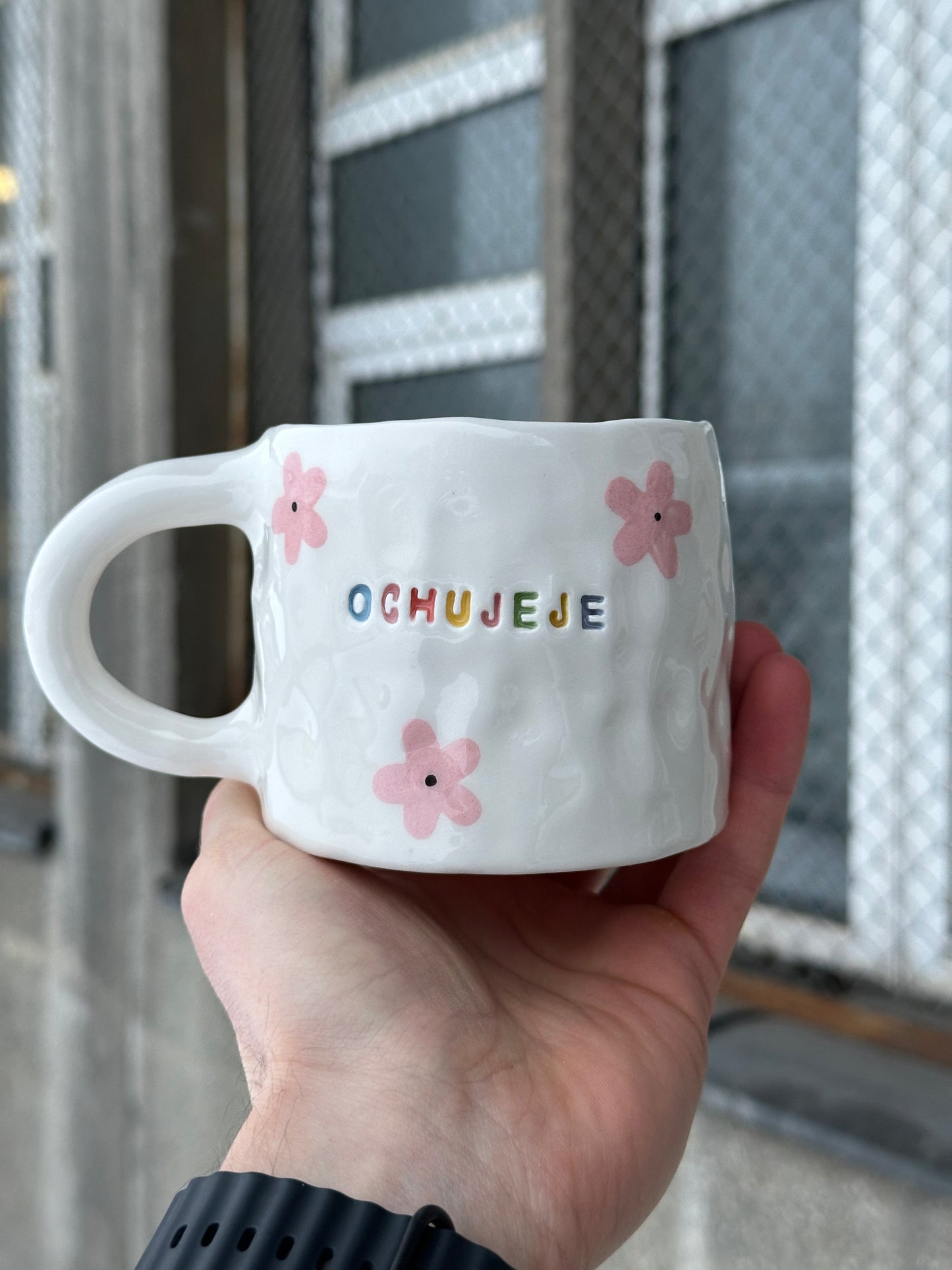 Kubek L "ochujeje"