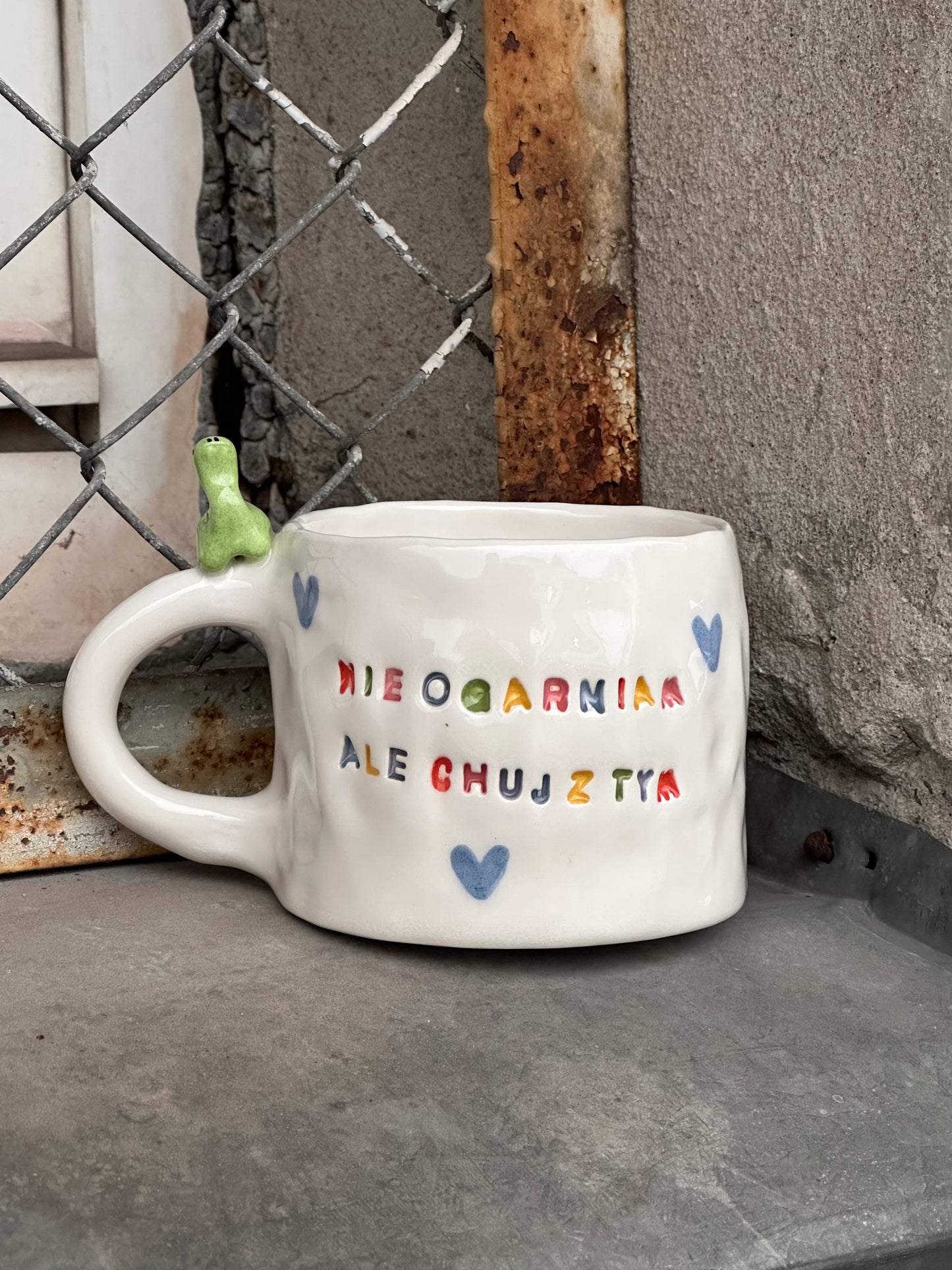 Kubek "nie ogarniam ale chuj z tym"