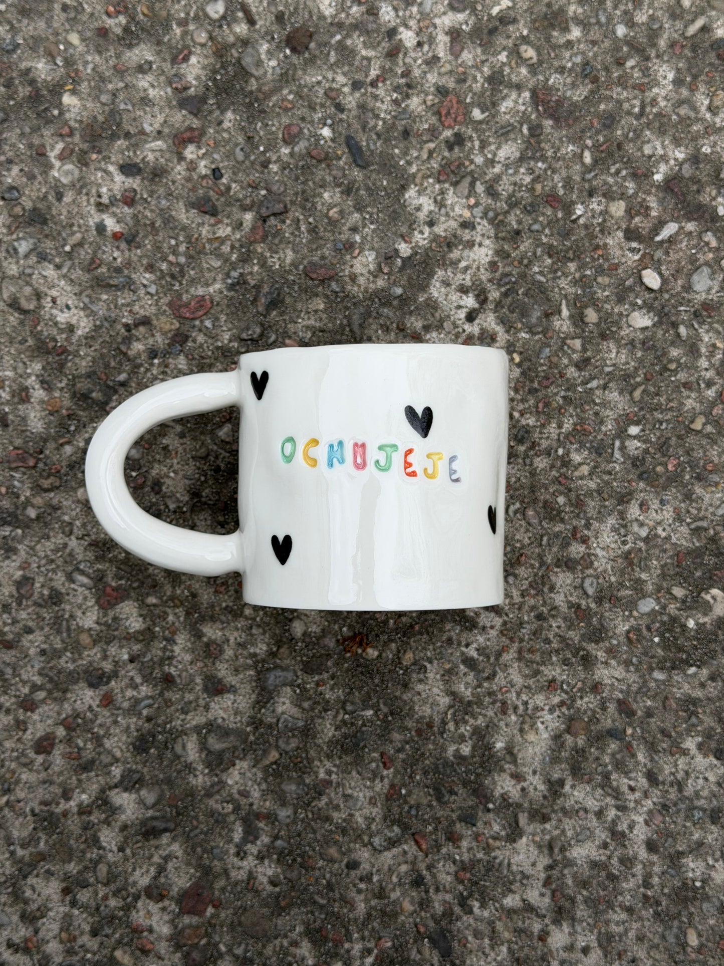 Kubek M "ochujeje"